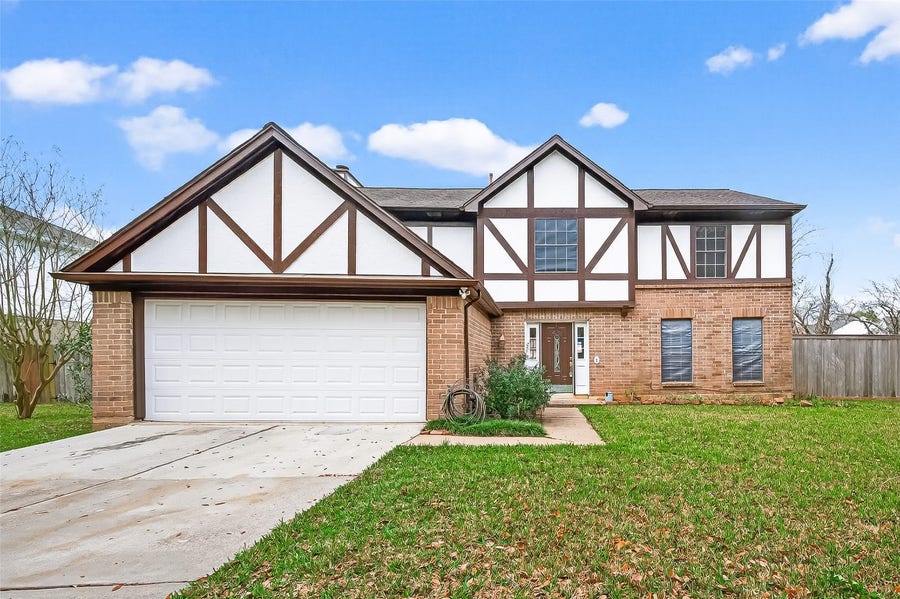 Property photo for 3102 Lakefield Way, Sugar Land, TX