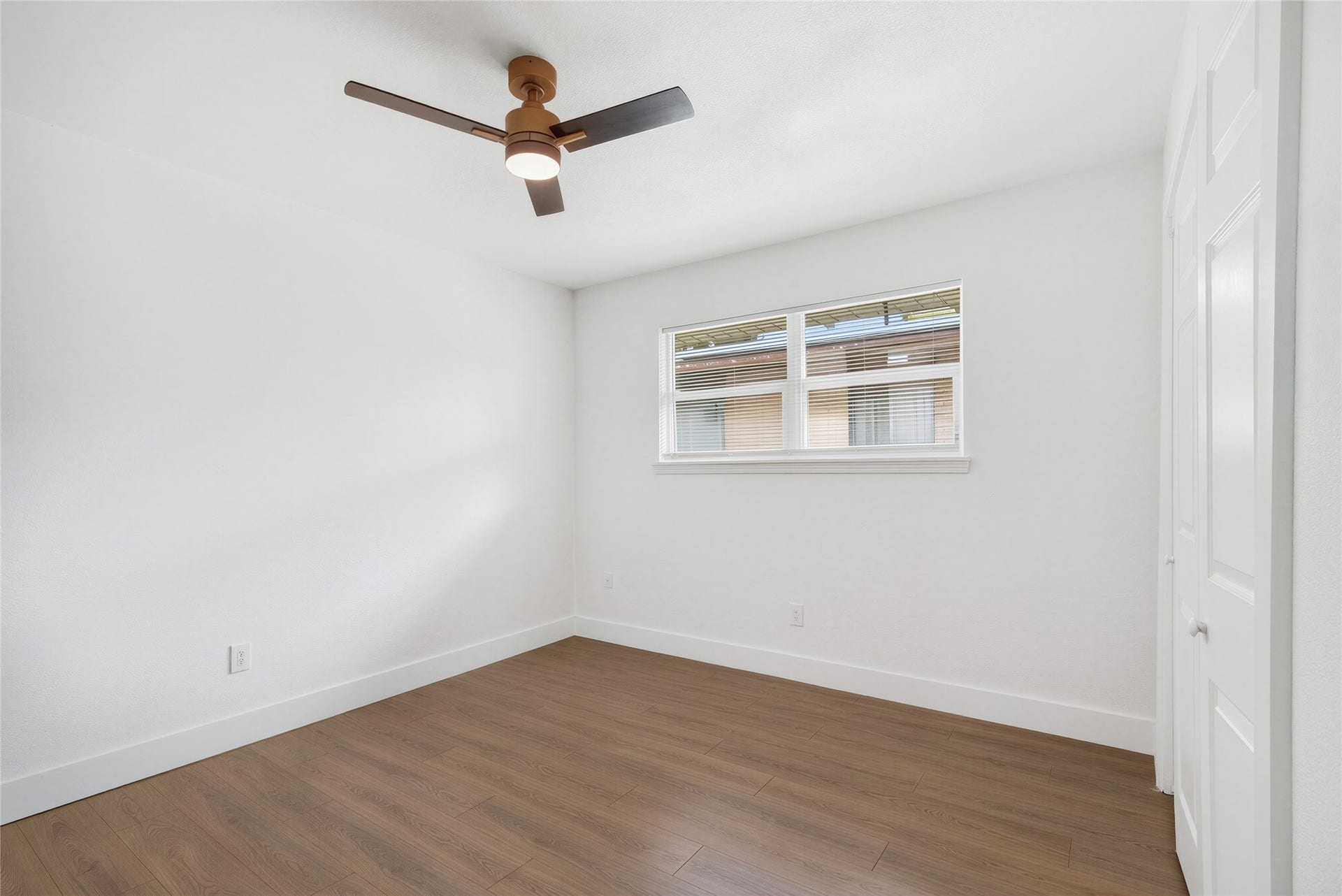 903 Rosewood Drive, Baytown, TX 77520 903 Rosewood Drive, Baytown, TX 77520