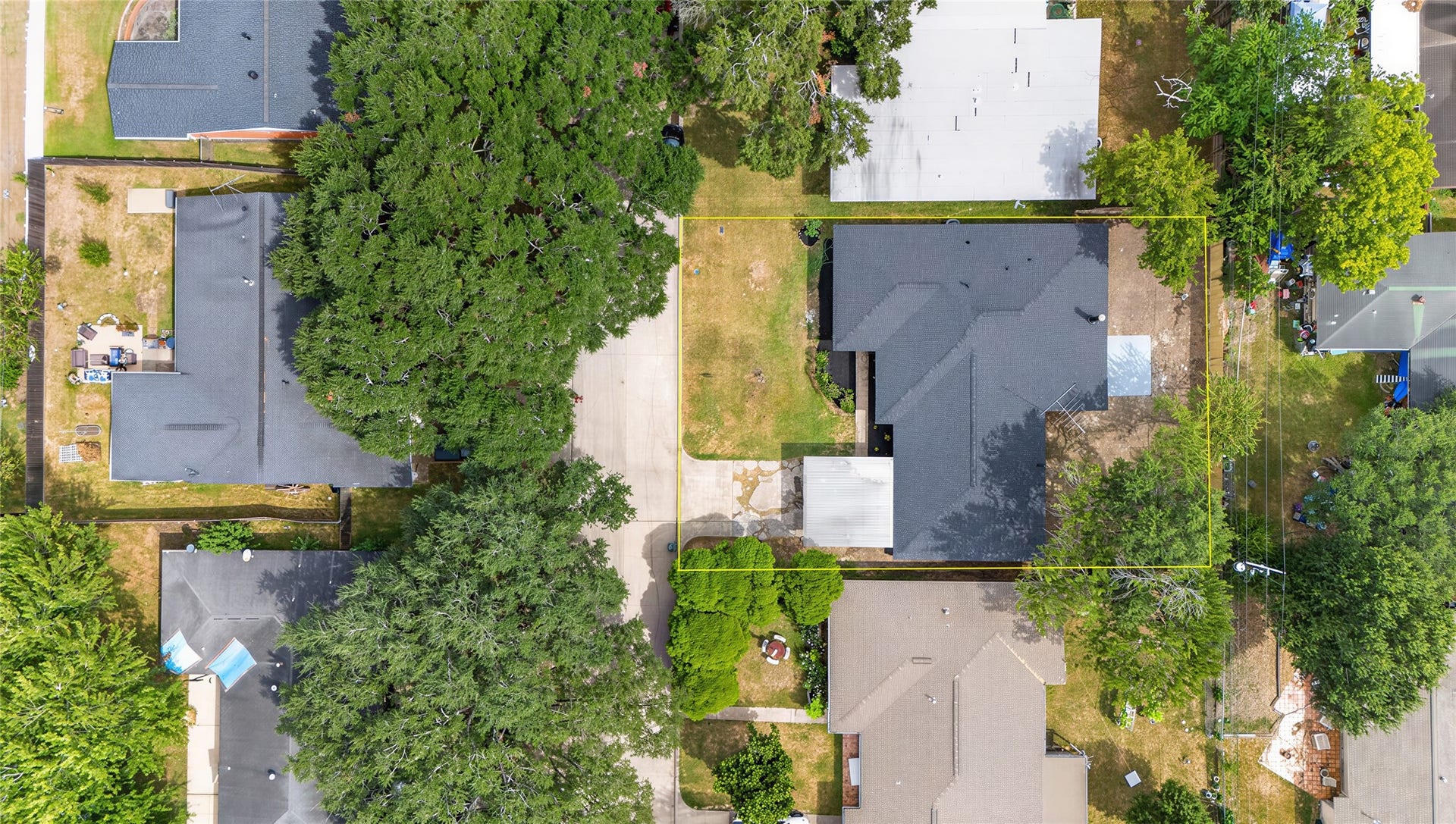 903 Rosewood Drive, Baytown, TX 77520 903 Rosewood Drive, Baytown, TX 77520
