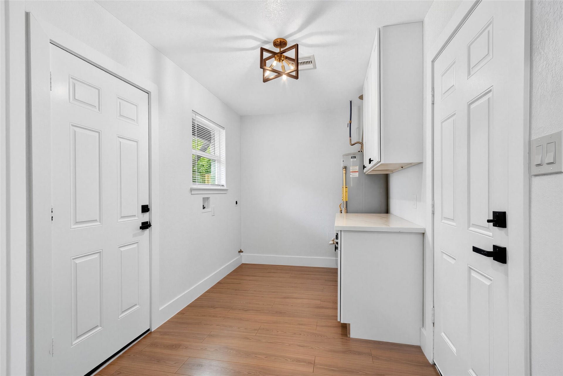 903 Rosewood Drive, Baytown, TX 77520 903 Rosewood Drive, Baytown, TX 77520