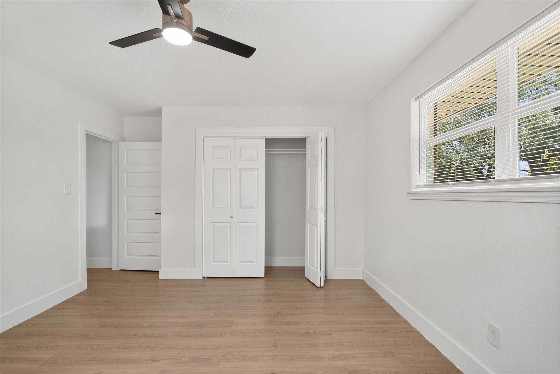 903 Rosewood Drive, Baytown, TX 77520 903 Rosewood Drive, Baytown, TX 77520