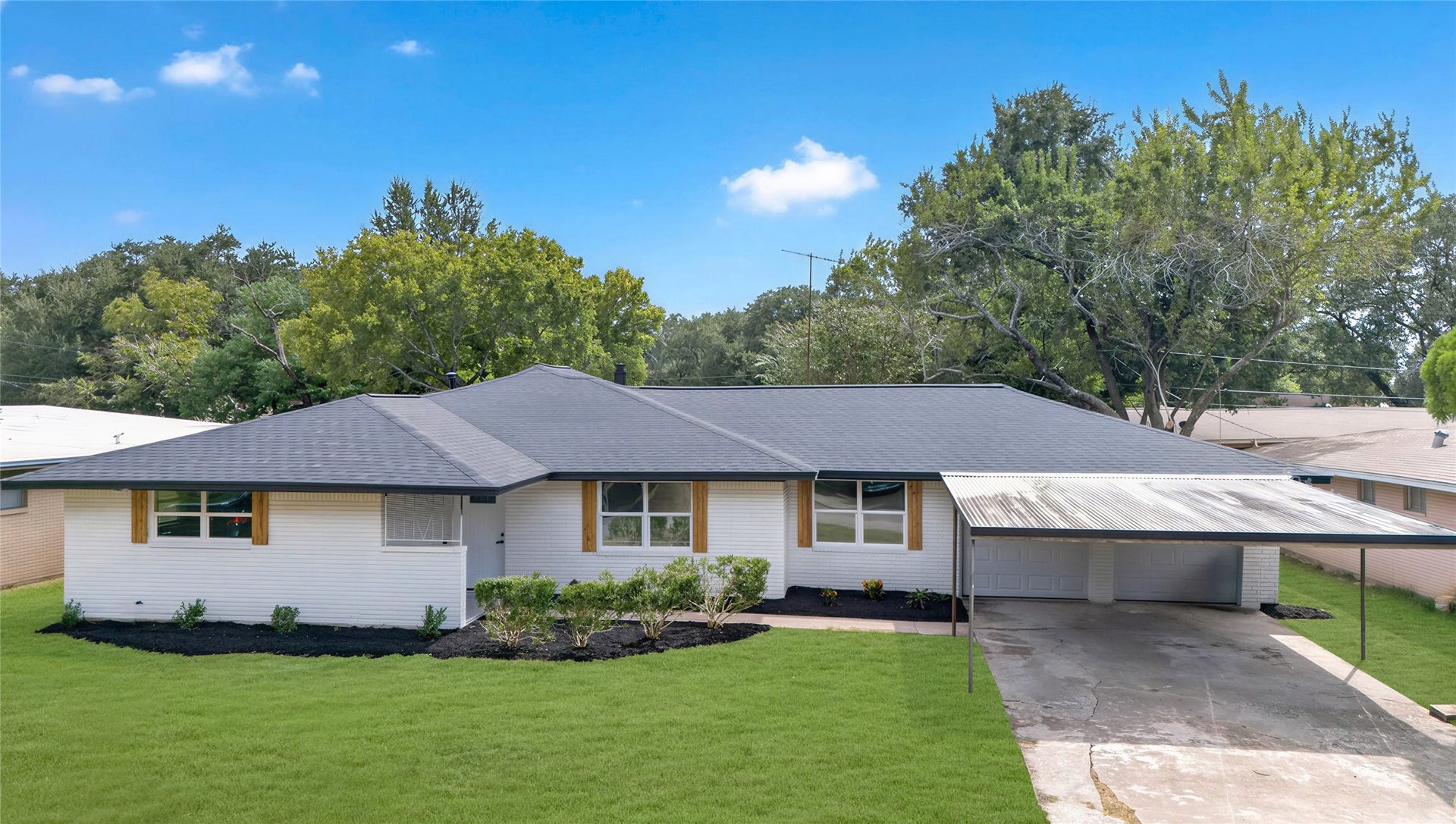903 Rosewood Drive, Baytown, TX 77520 903 Rosewood Drive, Baytown, TX 77520