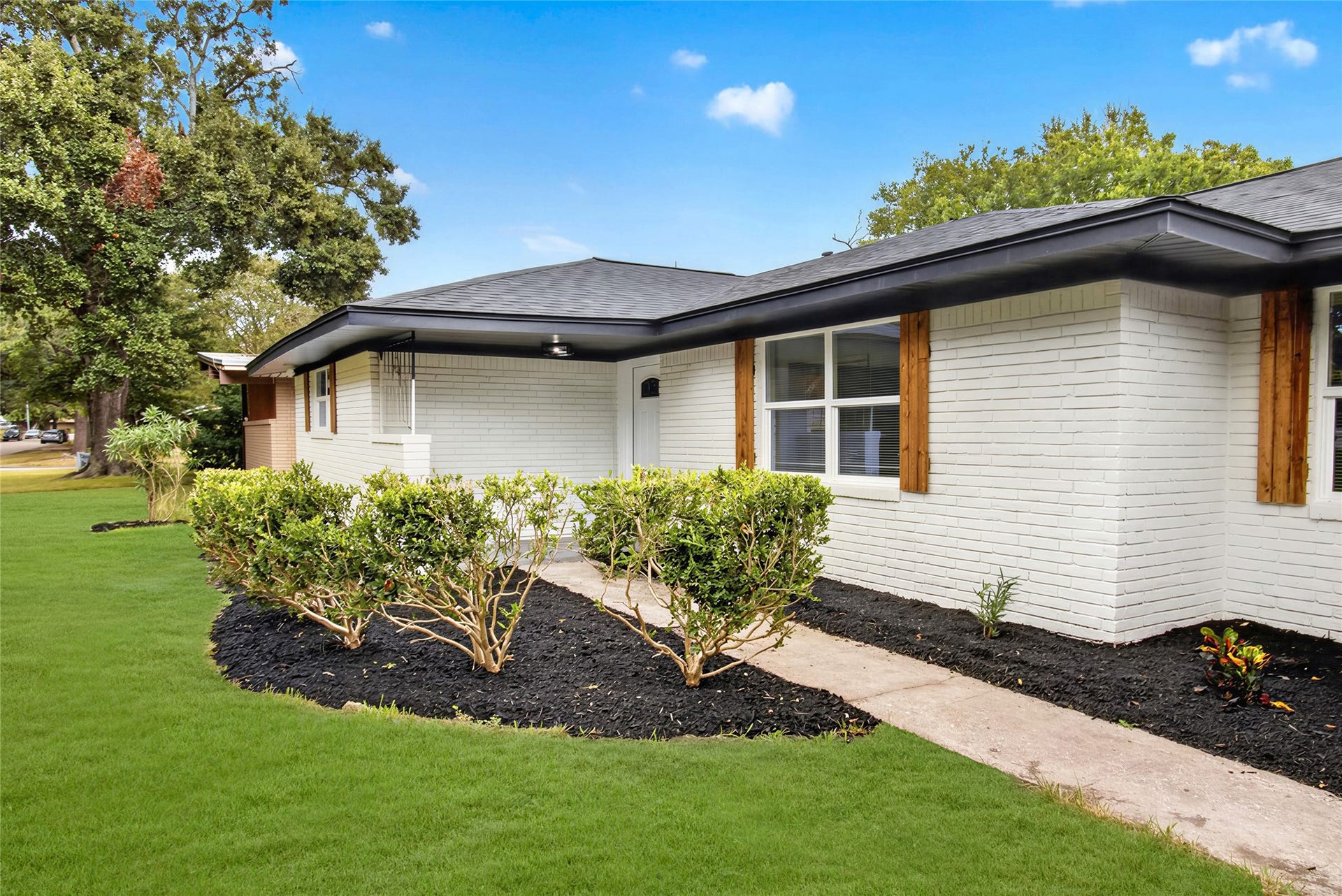 903 Rosewood Drive, Baytown, TX 77520 903 Rosewood Drive, Baytown, TX 77520