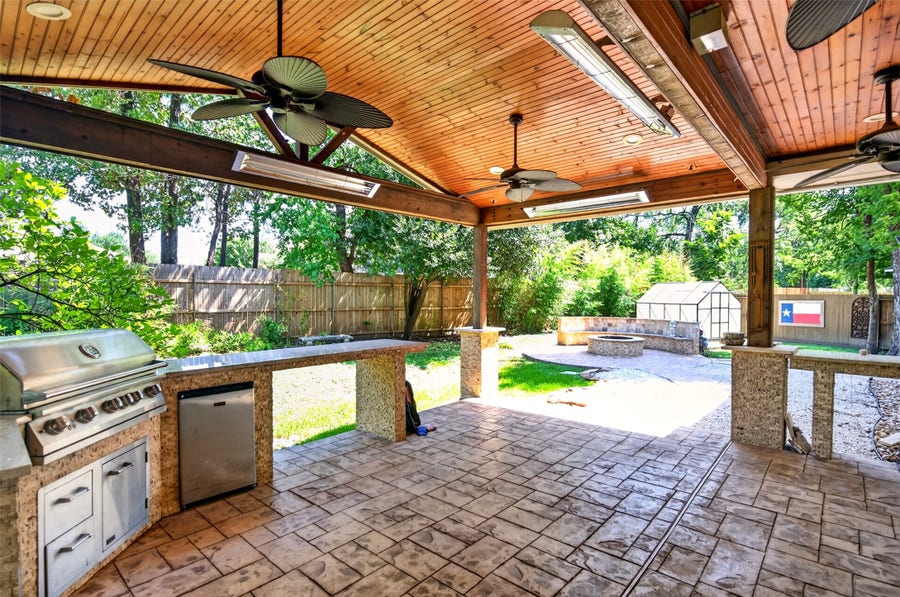 Property photo for 10106 Mandolin Court, Houston, TX