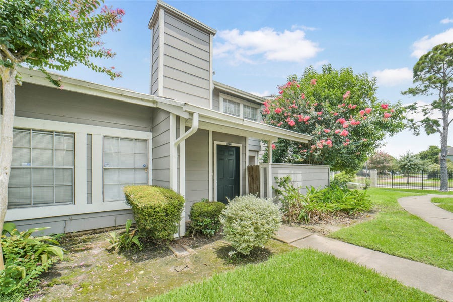 Property photo for 6333 Shadow Tree Drive, Houston, TX