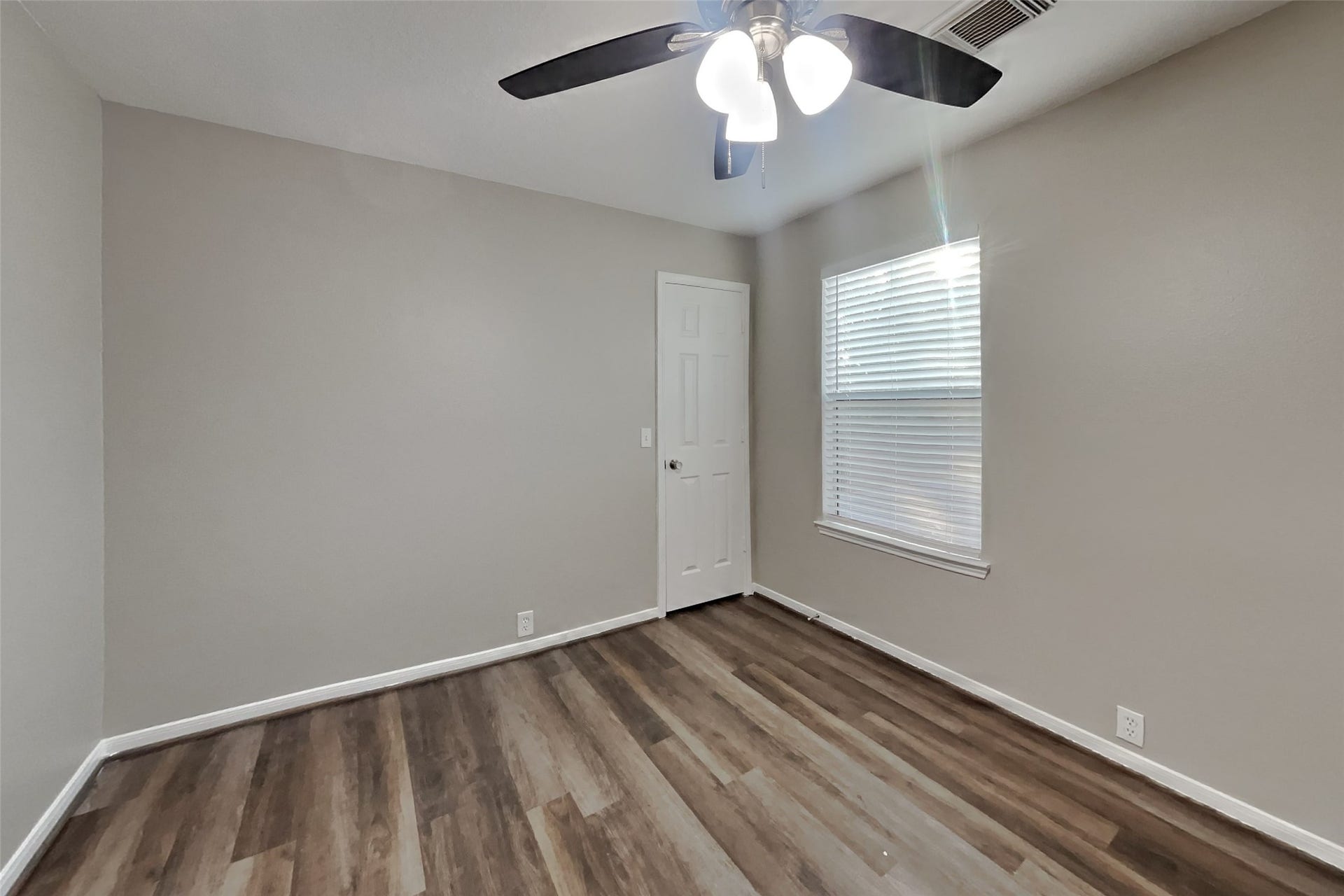 17534 S Summit Canyon Drive, Houston, TX 77095