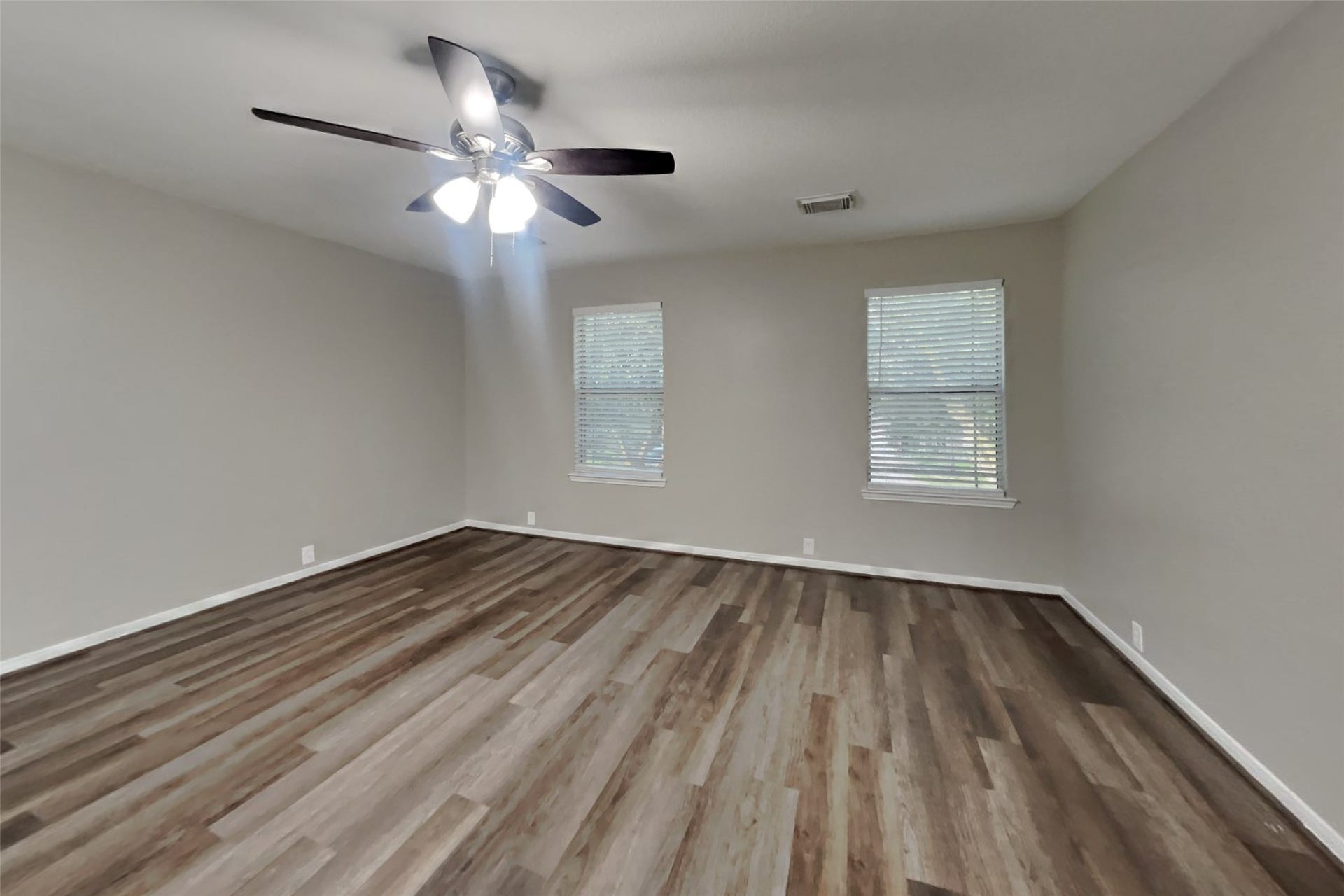 17534 S Summit Canyon Drive, Houston, TX 77095