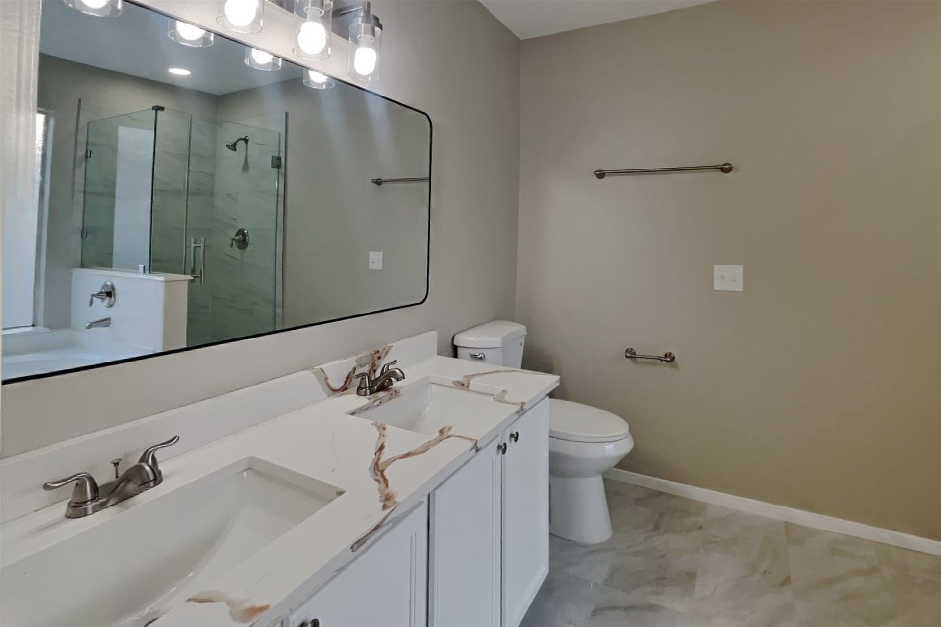 17534 S Summit Canyon Drive, Houston, TX 77095