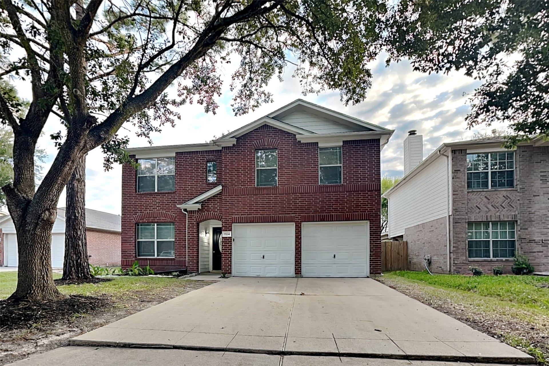17534 S Summit Canyon Drive, Houston, TX 77095