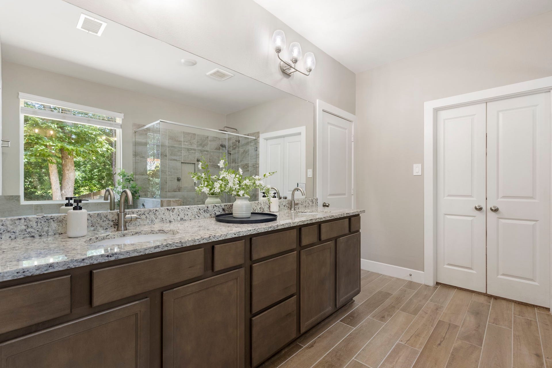 40708 Lost San Saba Lane, Montgomery, TX 77316