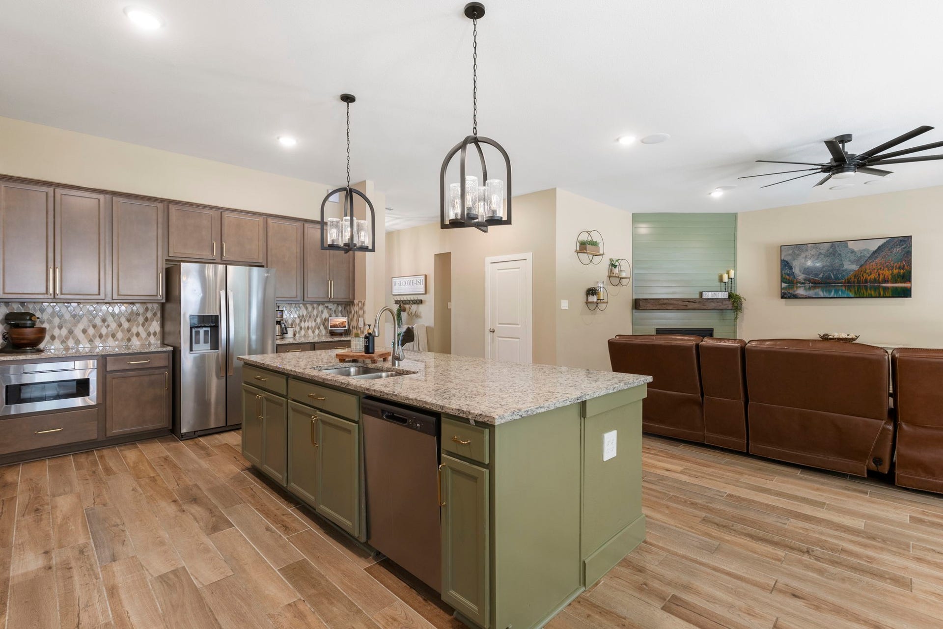 40708 Lost San Saba Lane, Montgomery, TX 77316