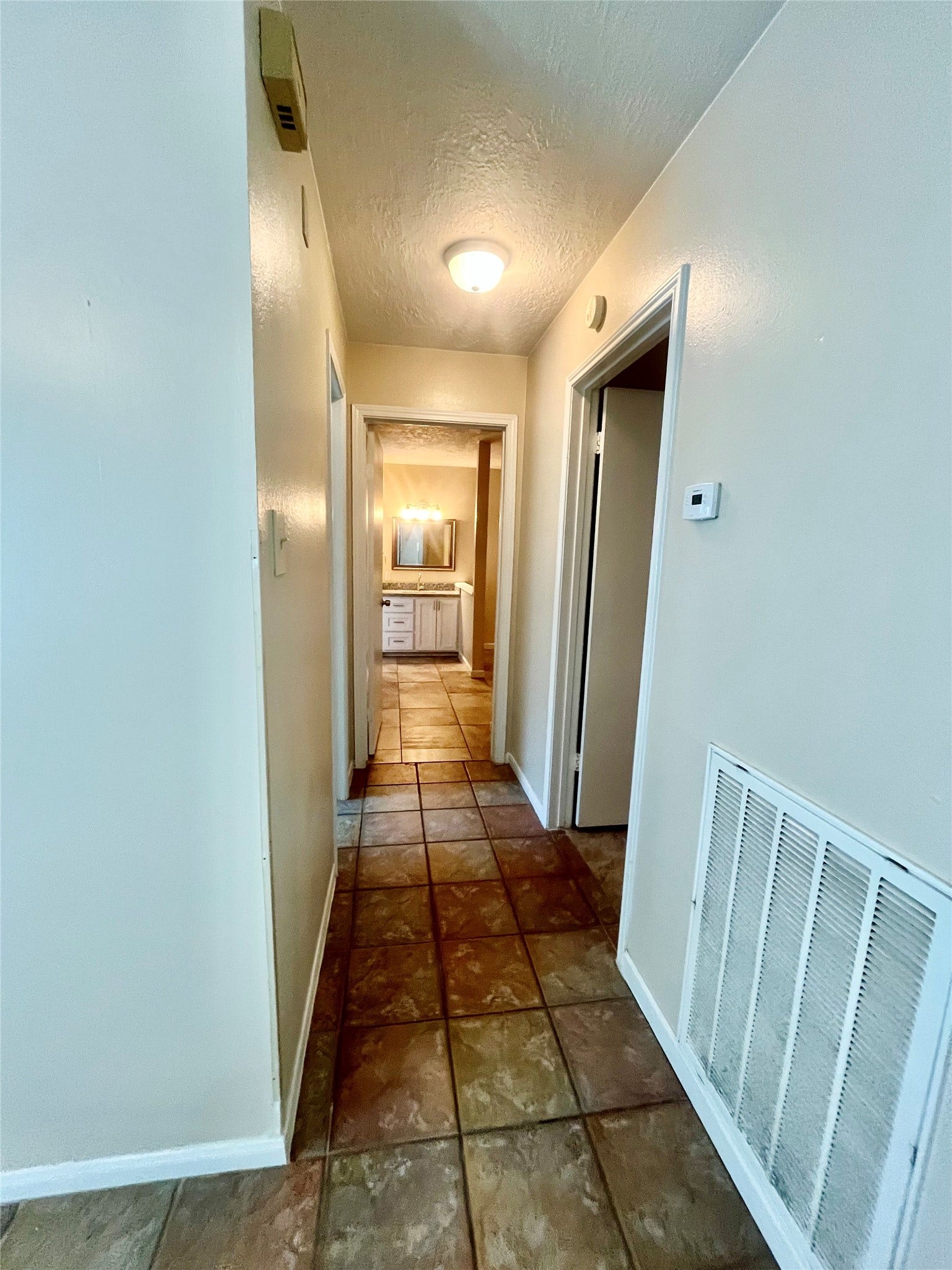 4502 Haiti Lane, Pasadena, TX 77505 Hallway