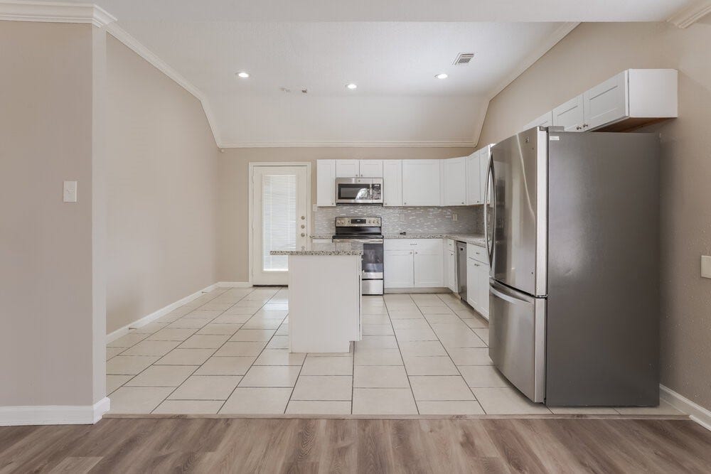 5218 Prairie Creek Drive, Houston, TX 77084 5218 Prairie Creek Drive, Houston, TX 77084