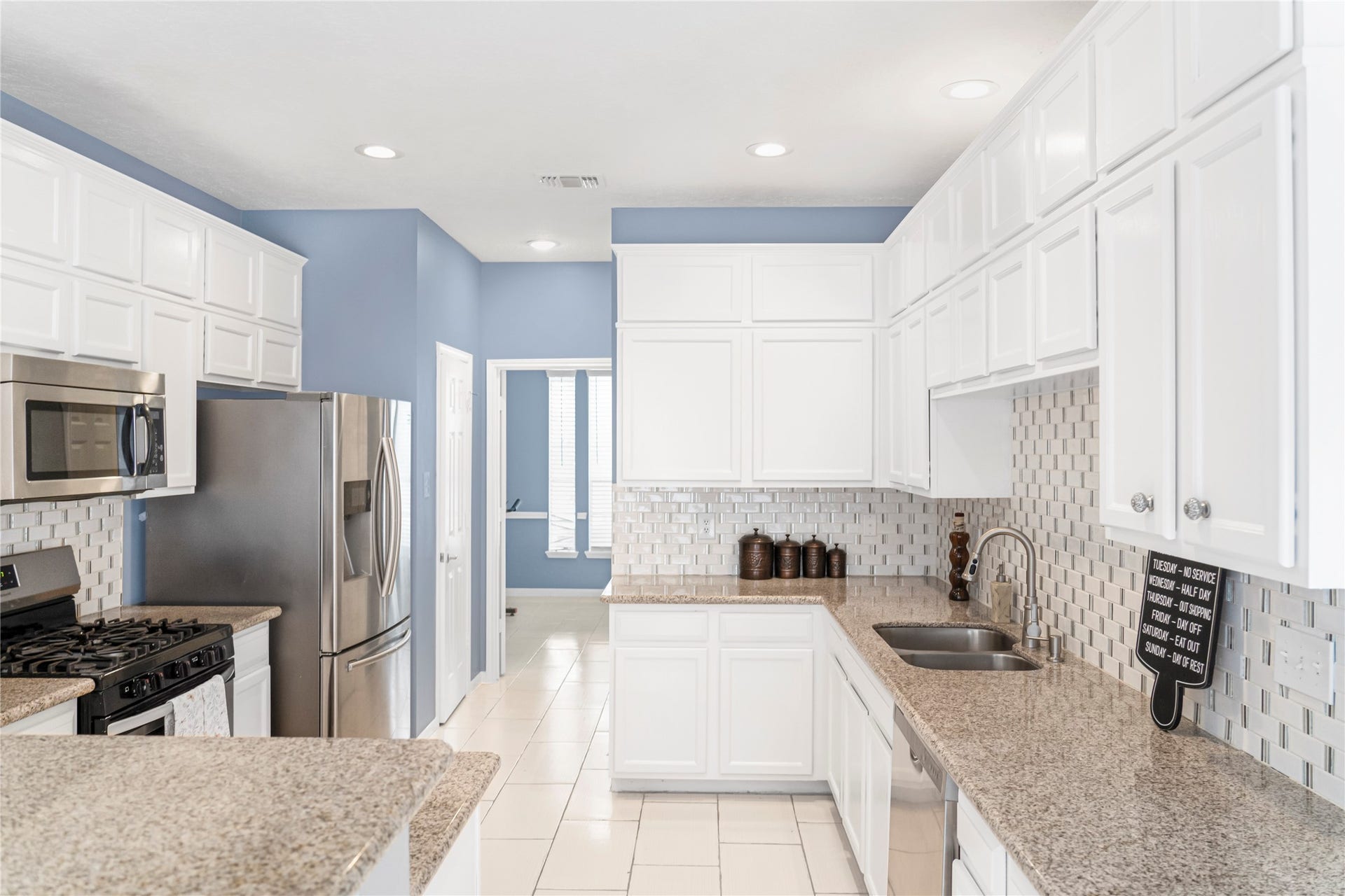 1405 El Camino Village Drive, Webster, TX 77058 1405 El Camino Village Drive, Webster, TX 77058