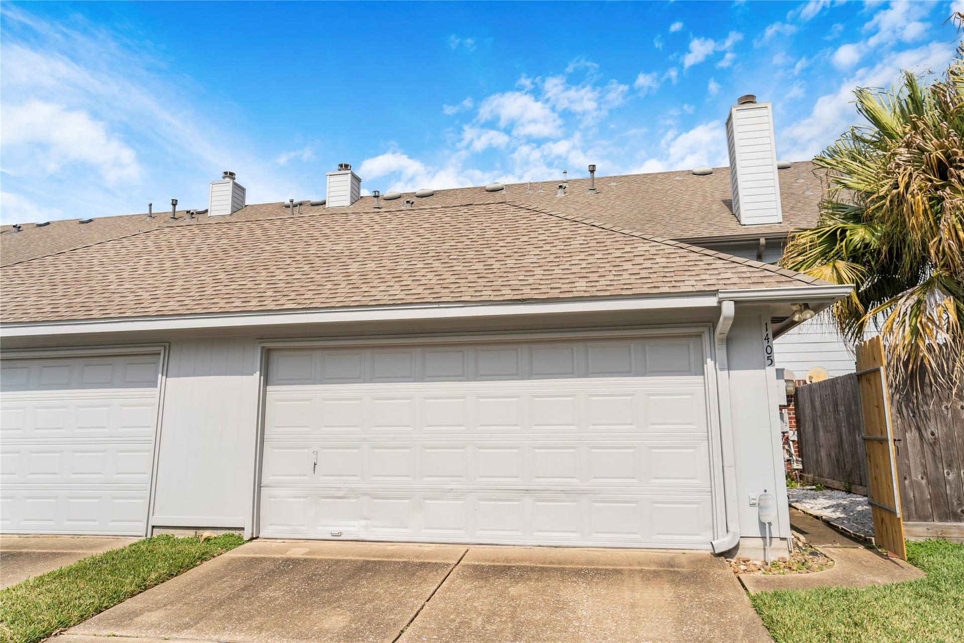 1405 El Camino Village Drive, Webster, TX 77058 1405 El Camino Village Drive, Webster, TX 77058