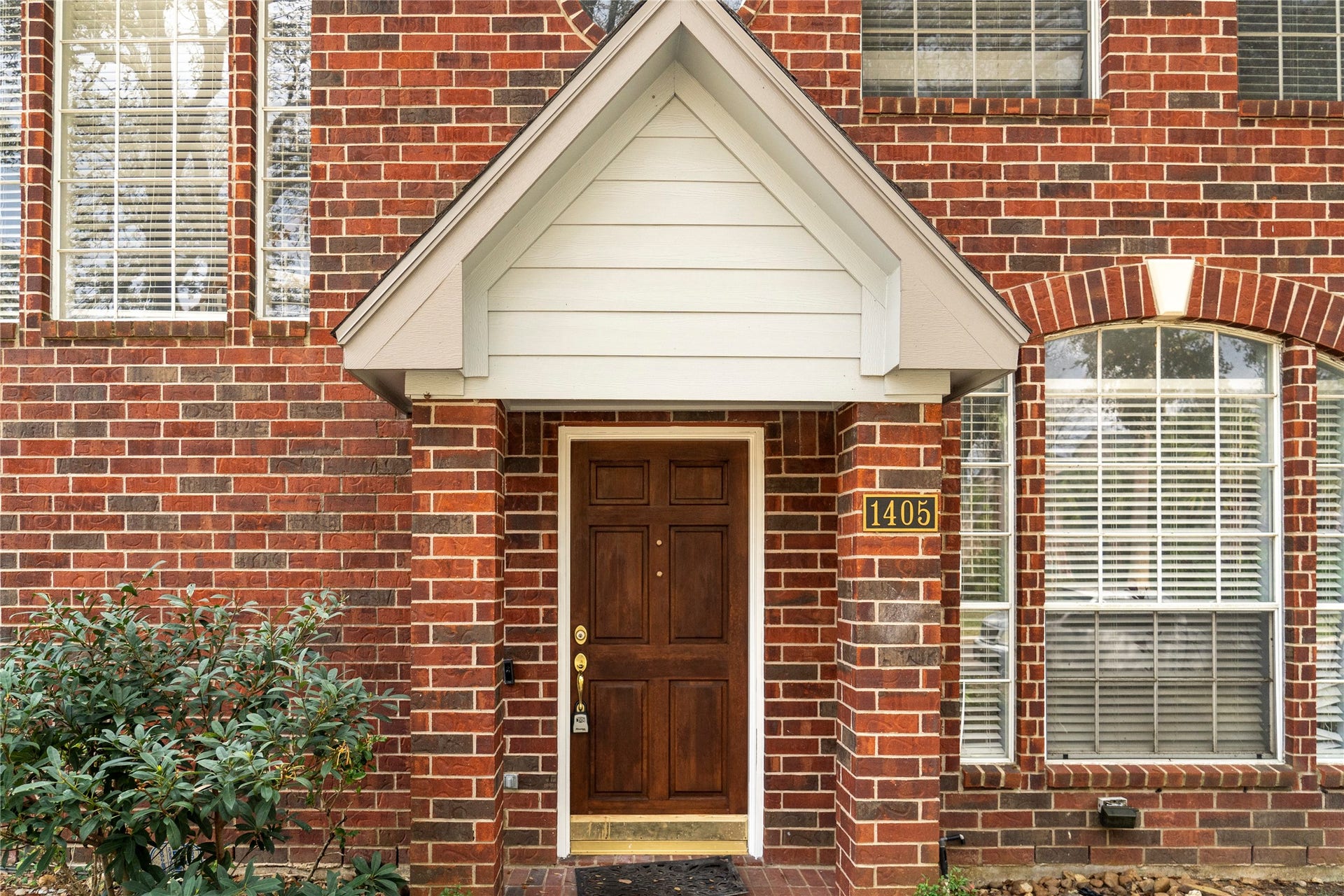 1405 El Camino Village Drive, Webster, TX 77058 1405 El Camino Village Drive, Webster, TX 77058