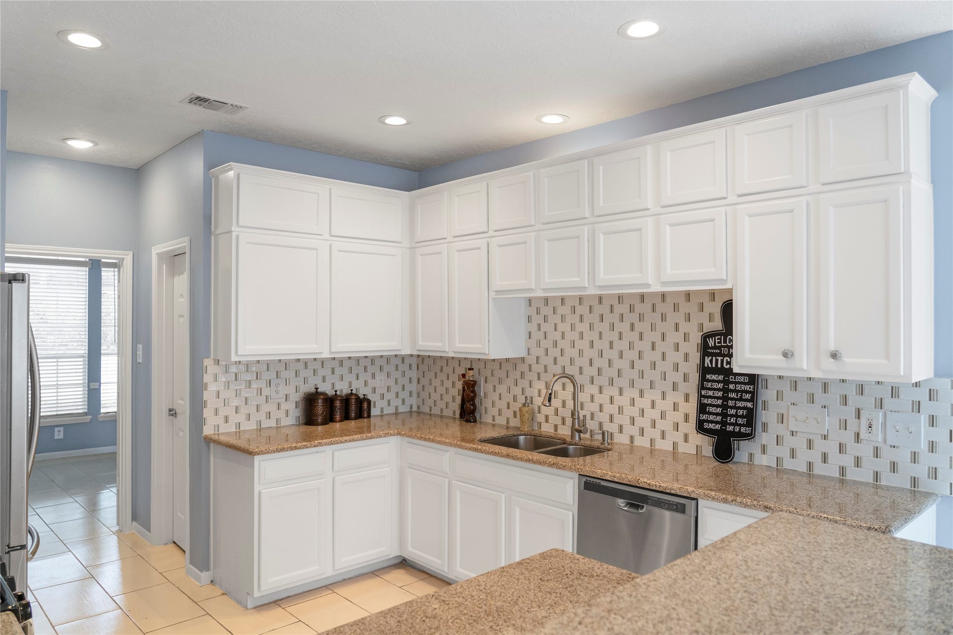1405 El Camino Village Drive, Webster, TX 77058 1405 El Camino Village Drive, Webster, TX 77058