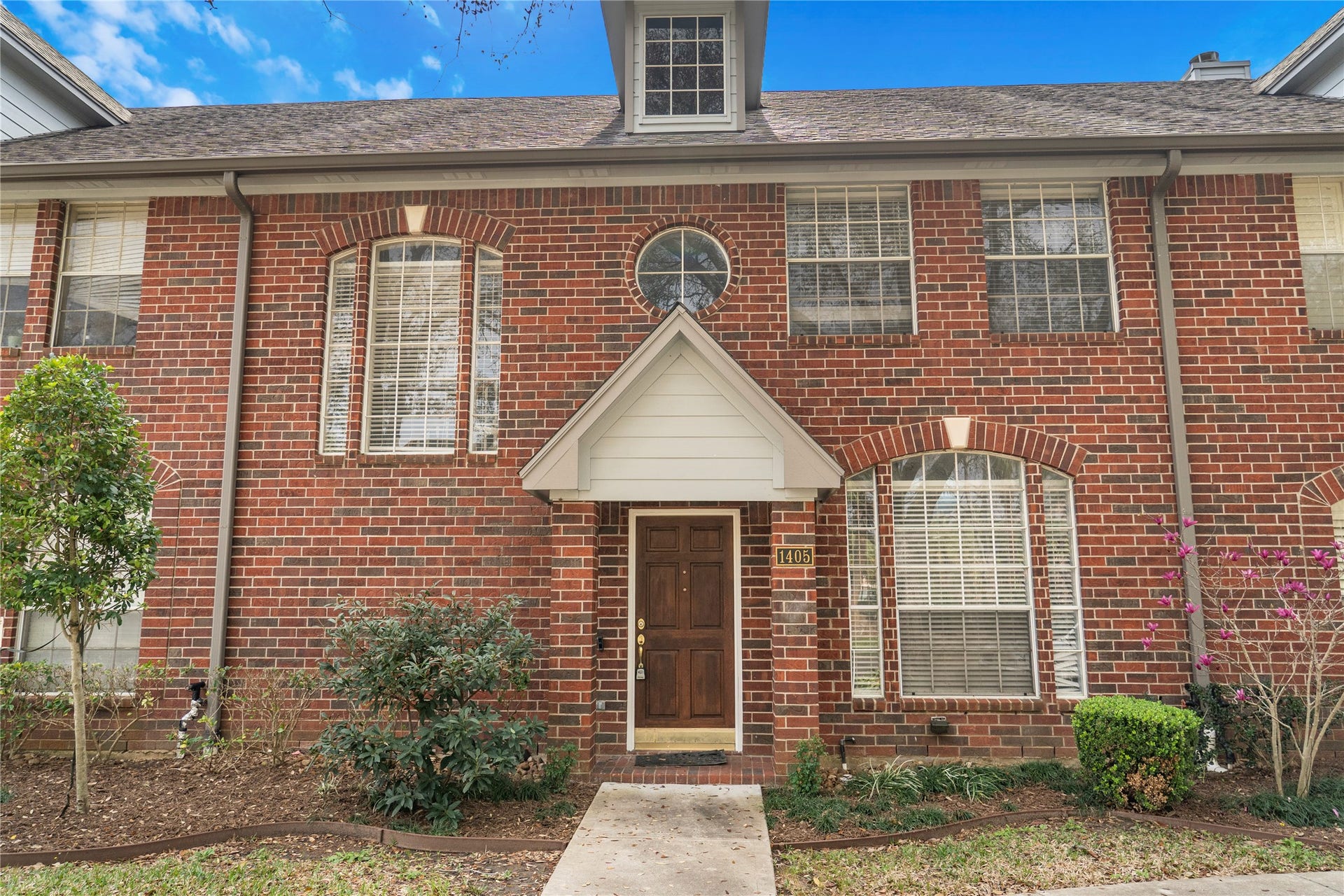 1405 El Camino Village Drive, Webster, TX 77058 1405 El Camino Village Drive, Webster, TX 77058