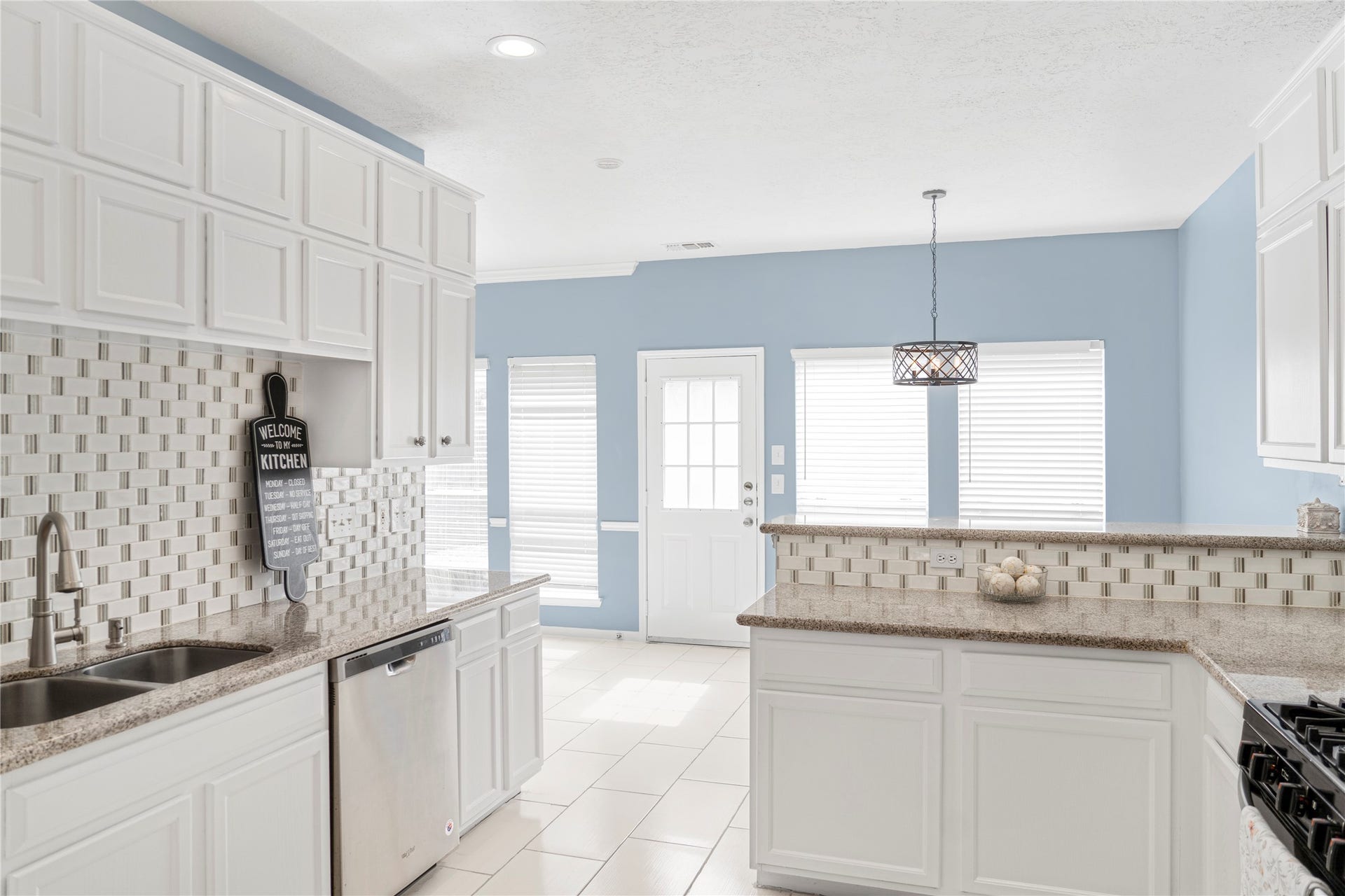 1405 El Camino Village Drive, Webster, TX 77058 1405 El Camino Village Drive, Webster, TX 77058