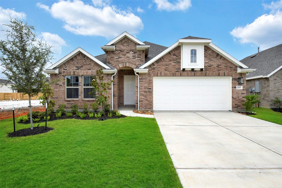 Property photo for 2207 Villa Flora Lane, Friendswood, TX