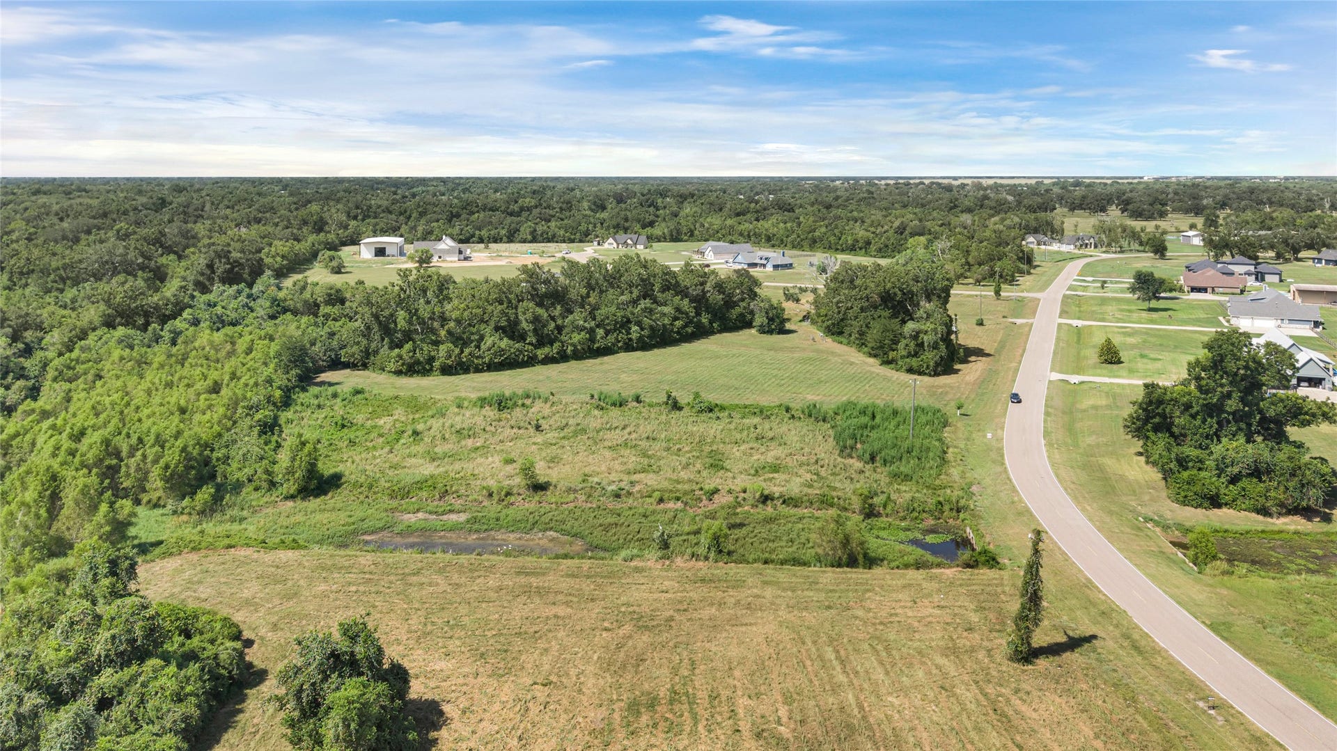 22810 Pittman Drive, Angleton, TX 77515 22810 Pittman Drive, Angleton, TX 77515