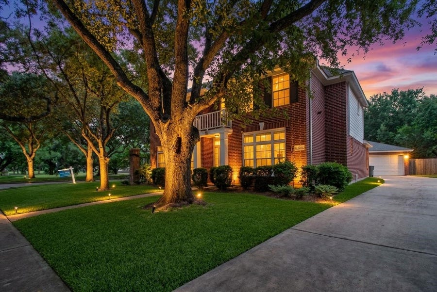 Property photo for 1803 Willow Lakes Drive, Sugar Land, TX