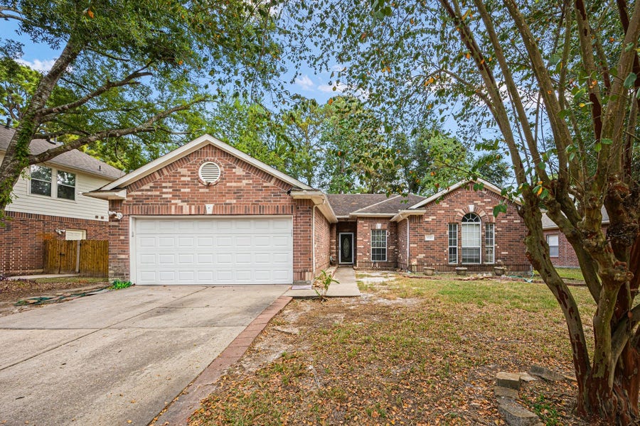 Property photo for 5242 Sherilynn Drive, Spring, TX