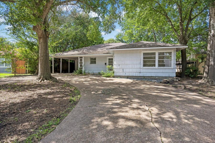 Property photo for 4022 Woodcraft Street, Houston, TX