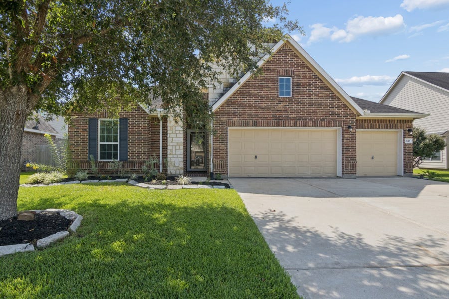 Property photo for 2148 Colonial Street, Alvin, TX