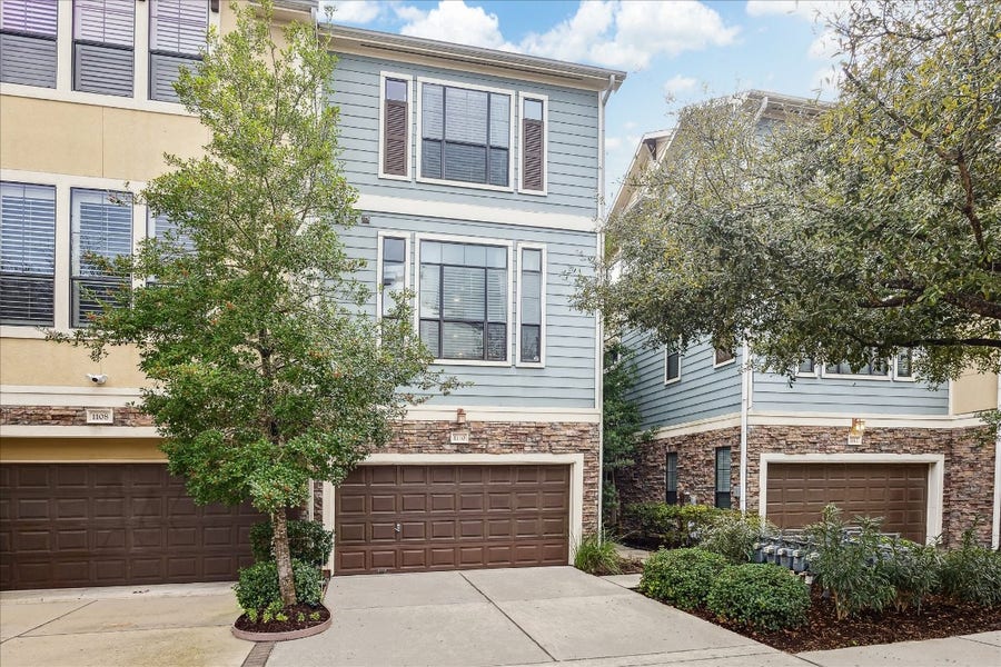 Property photo for 1110 W 25th Street, Houston, TX