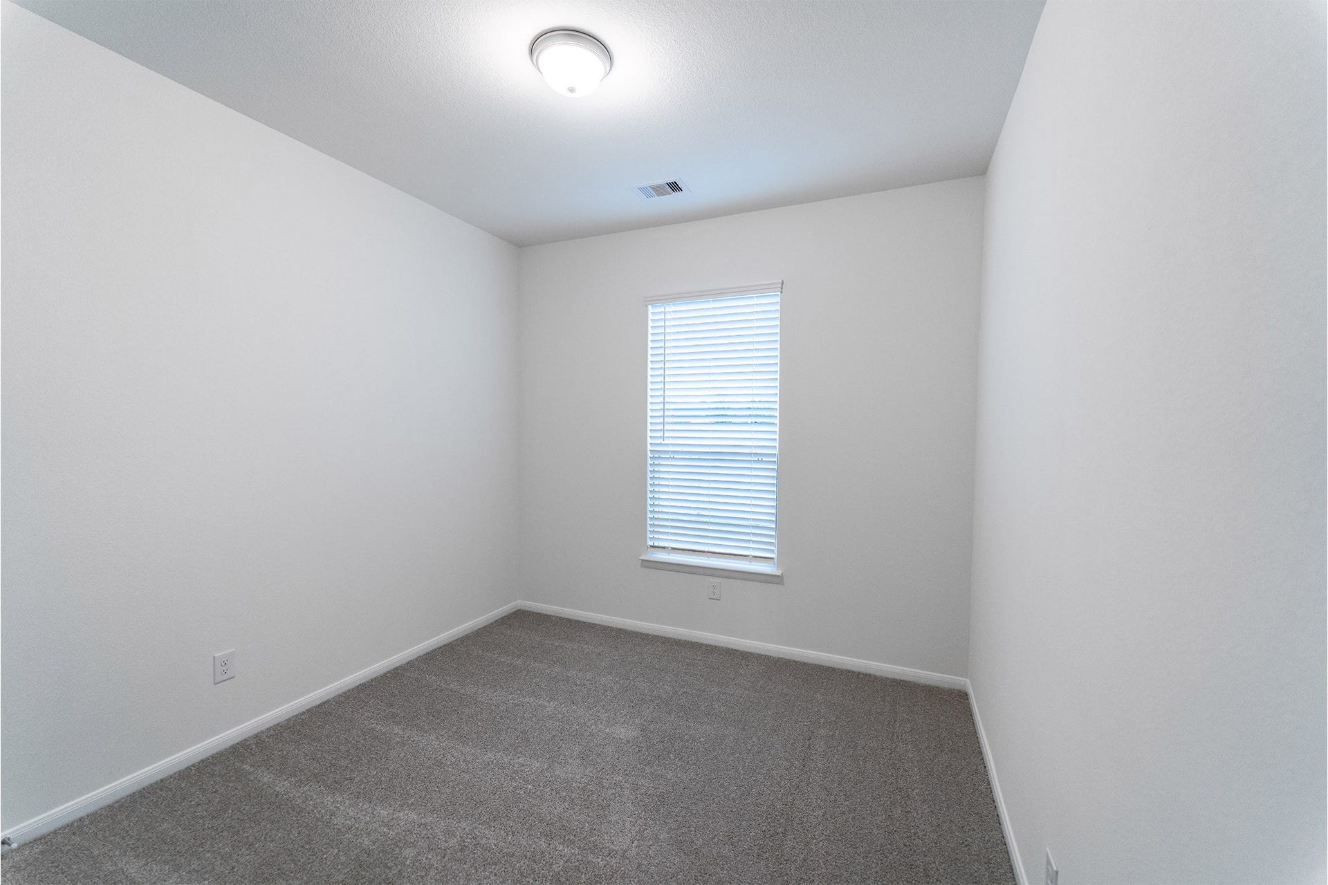 402 Merlot Drive, Alvin, TX 77511