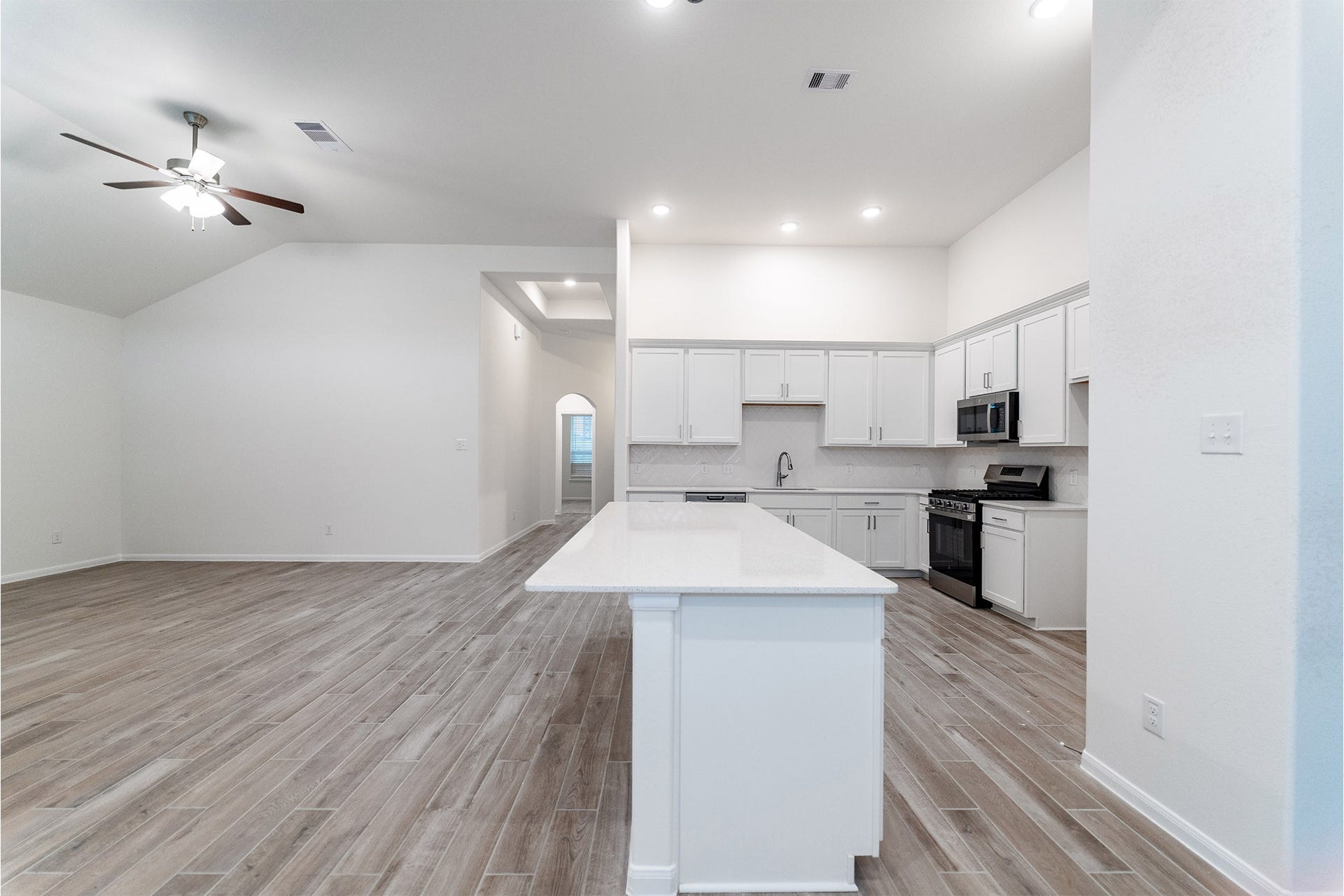 402 Merlot Drive, Alvin, TX 77511