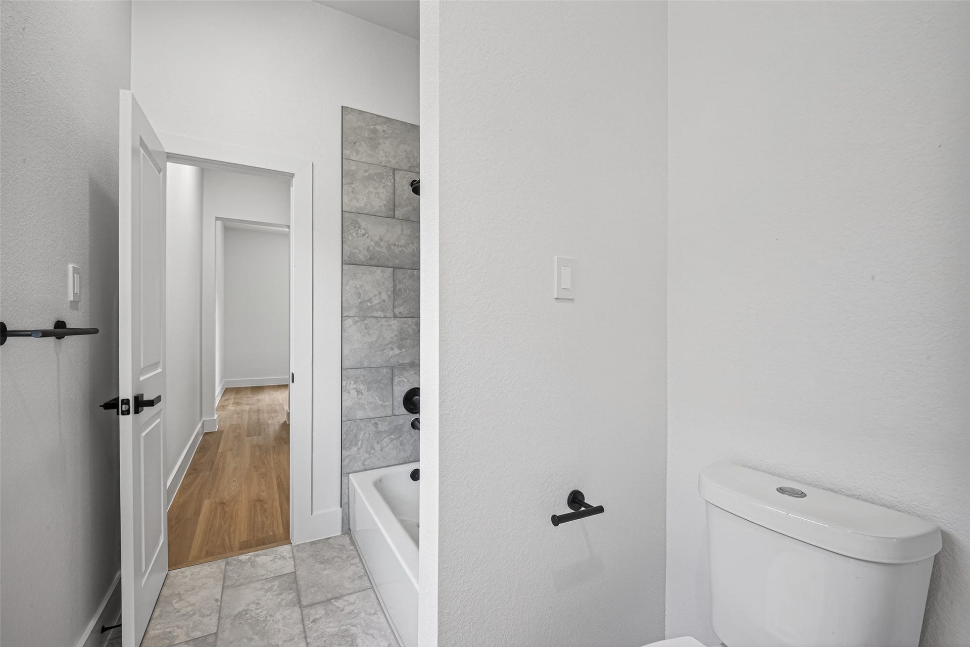 7836 Nashville St Unit B Street, Houston, TX 77028