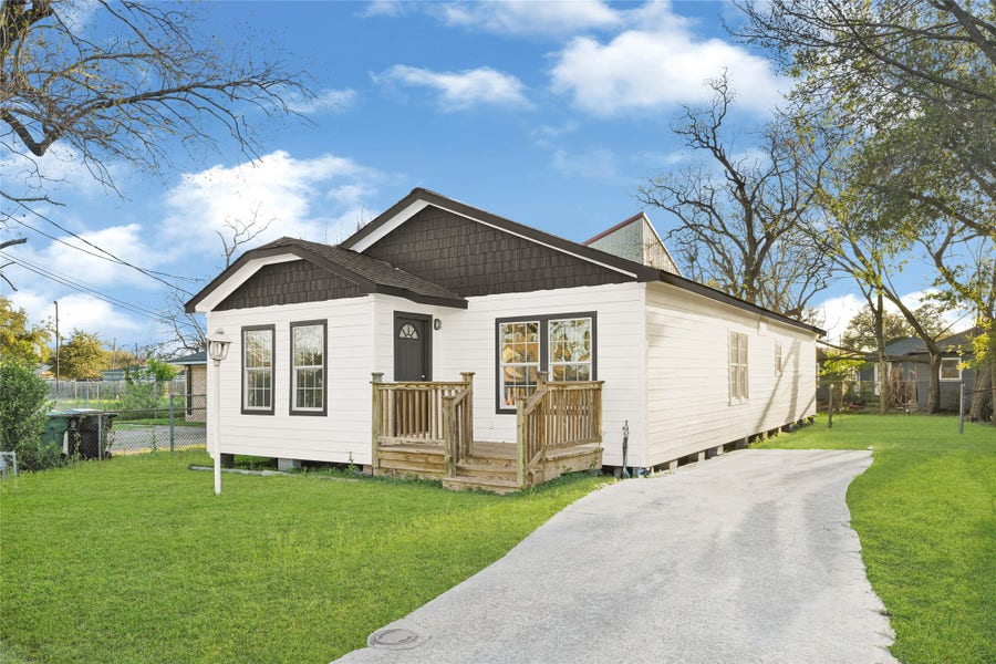 Property photo for 3004 Wayne Street, Houston, TX