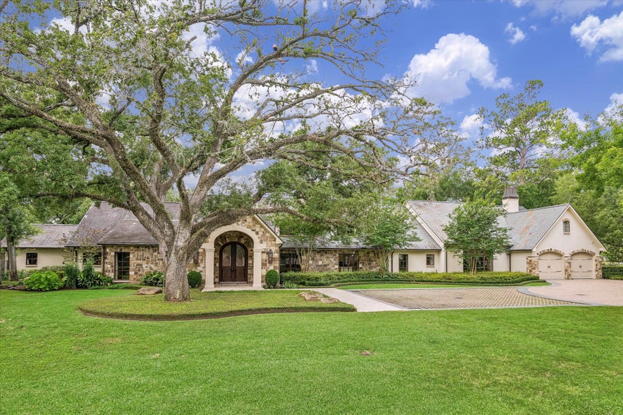 Property photo for 1 Gage Court, Houston, TX