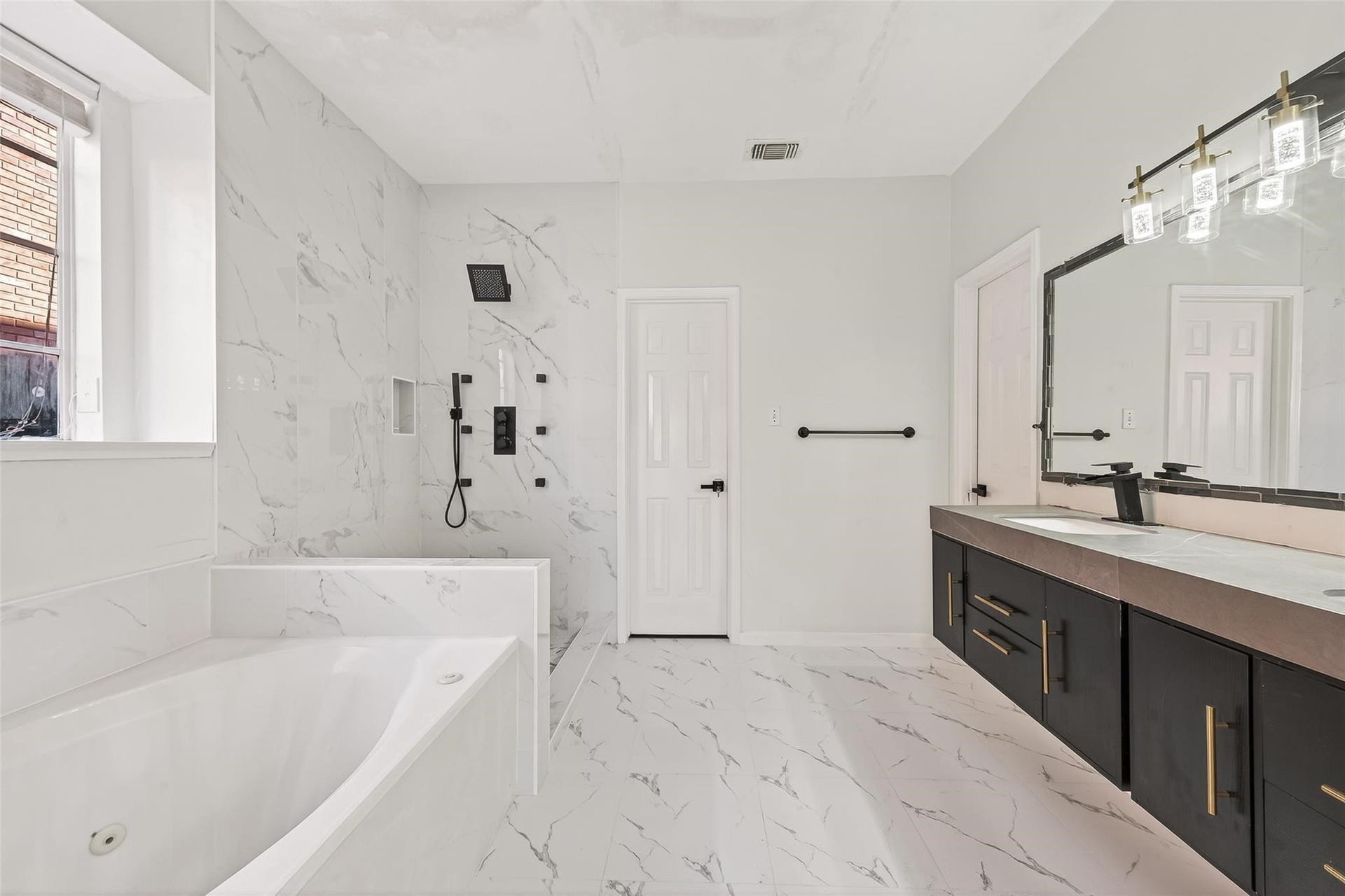 16410 Fondren Grove Drive, Missouri City, TX 77489 16410 Fondren Grove Drive, Missouri City, TX 77489
