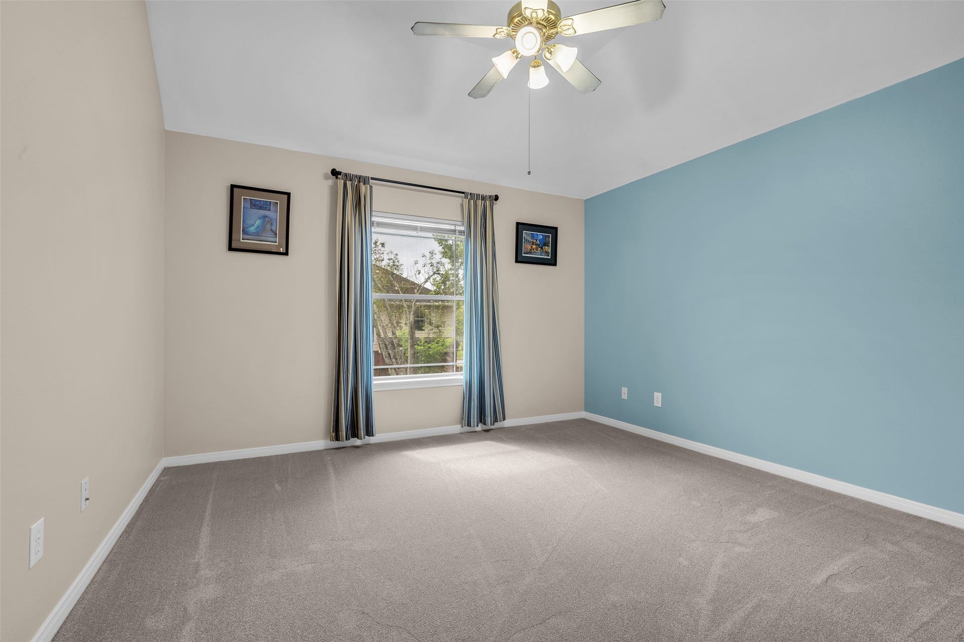 5710 Rose Hill Court, Rosharon, TX 77583 Bedroom
