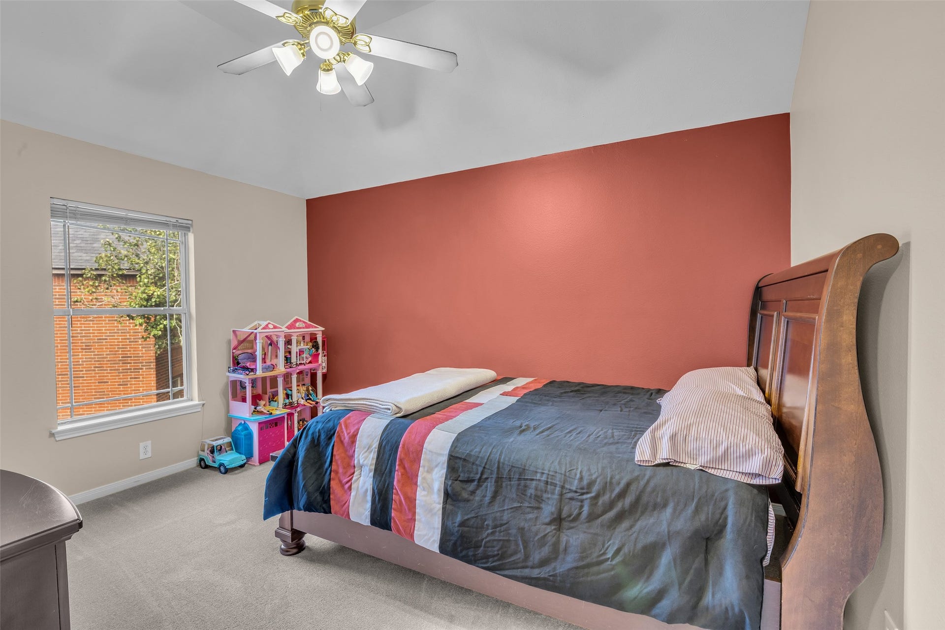 5710 Rose Hill Court, Rosharon, TX 77583 Bedroom