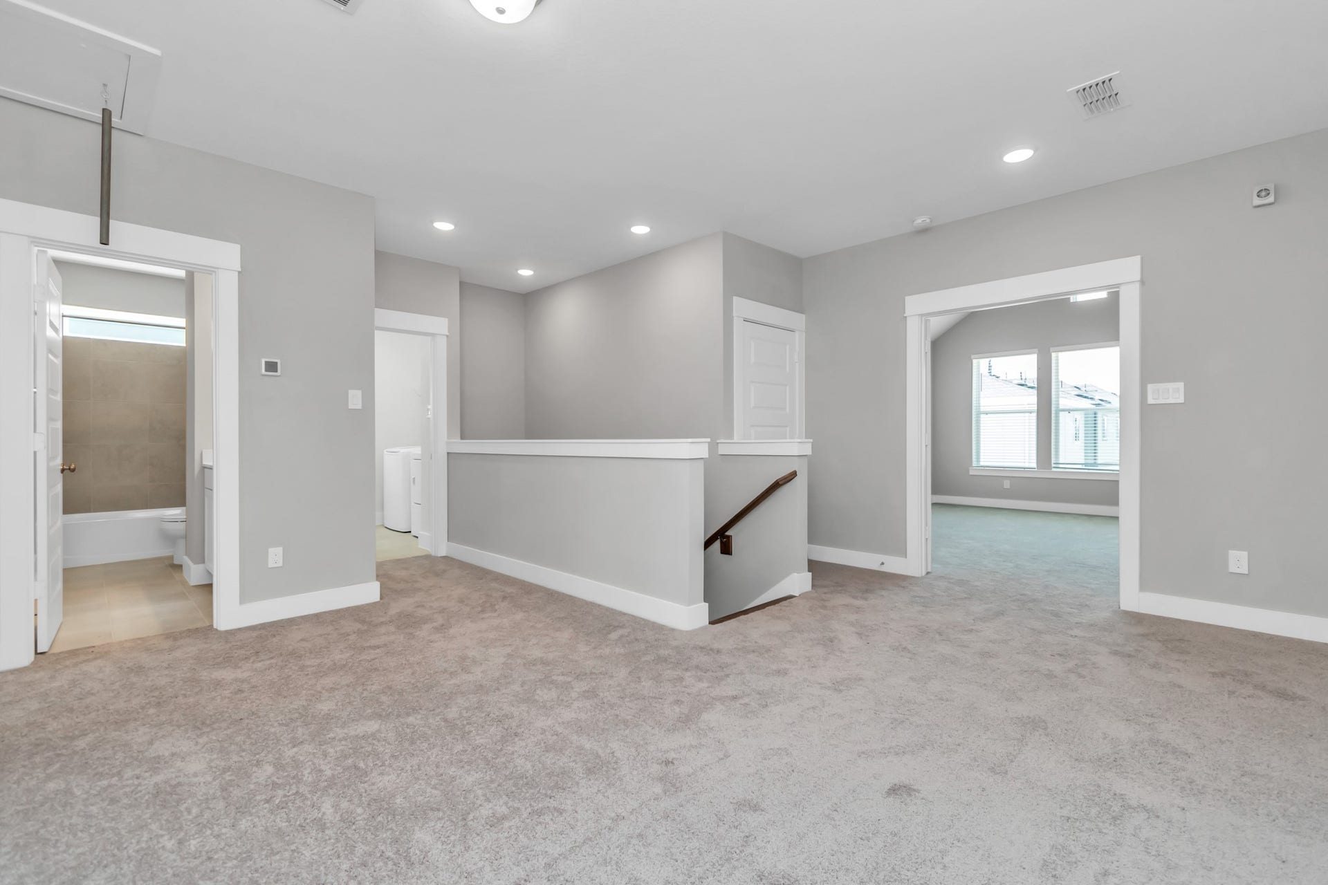 2733 Ruhman Fields Drive, Houston, TX 77008 Spacious Game Room.