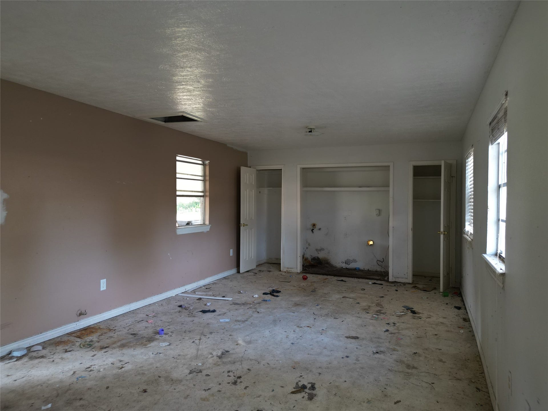 614 Pine Circle, Pasadena, TX 77586 614 Pine Circle, Pasadena, TX 77586