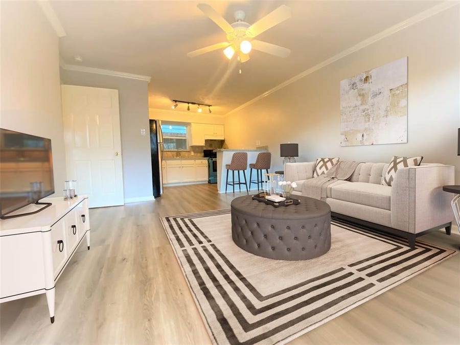 Property photo for 911 Byrne Street, #4, Houston, TX