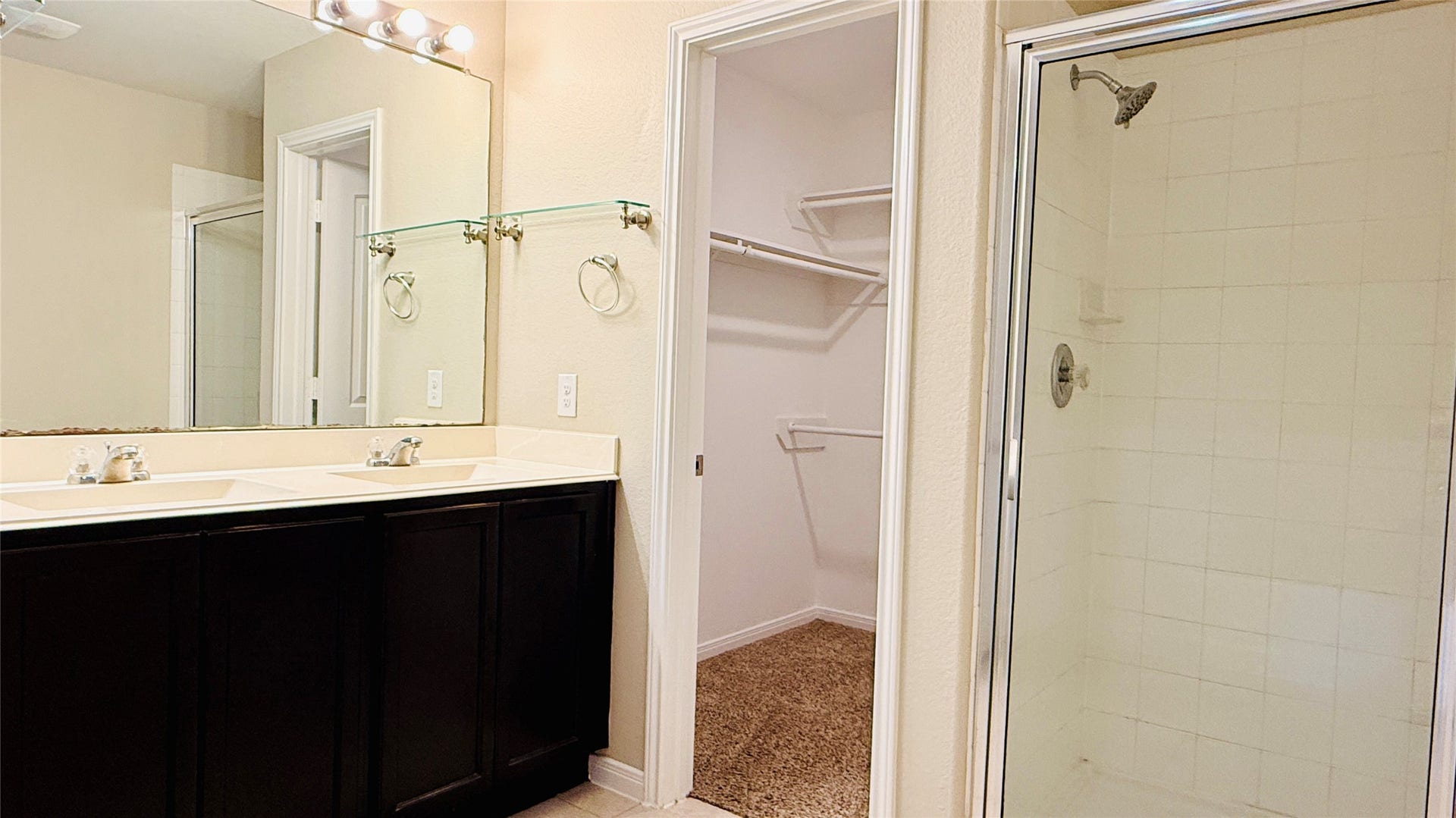 1947 Seville Mnr Manor, Fresno, TX 77545 1947 Seville Mnr Manor, Fresno, TX 77545
