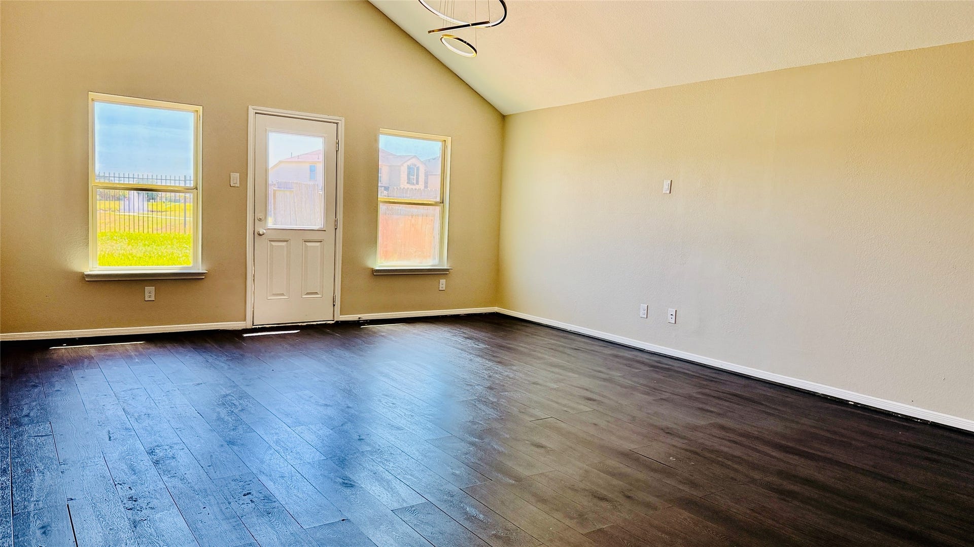 1947 Seville Mnr Manor, Fresno, TX 77545 1947 Seville Mnr Manor, Fresno, TX 77545