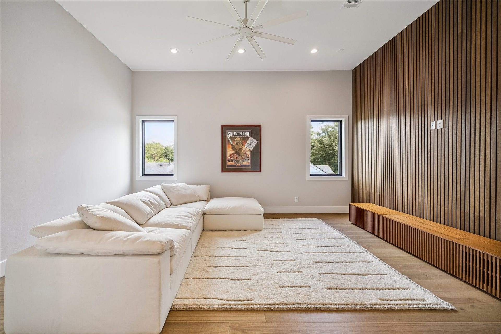 830 Azalea Street, Houston, TX 77018 The second floor boasts a spacious game or media room, characterized by high ceilings that create an open and airy atmosphere. Double entry doors provide a grand entrance, making this room a versatile space perfect for entertainment, relaxation, or any activity you choose to enjoy.