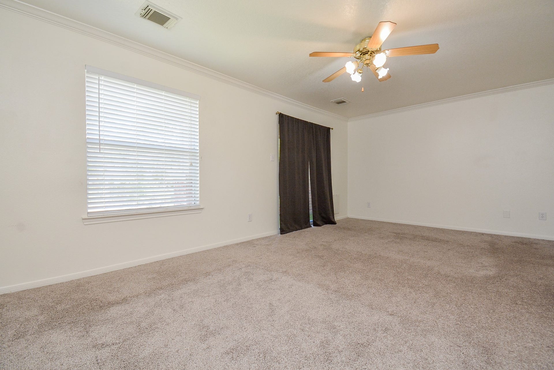 3814 Shire Valley Drive, Missouri City, TX 77459 3814 Shire Valley Drive, Missouri City, TX 77459