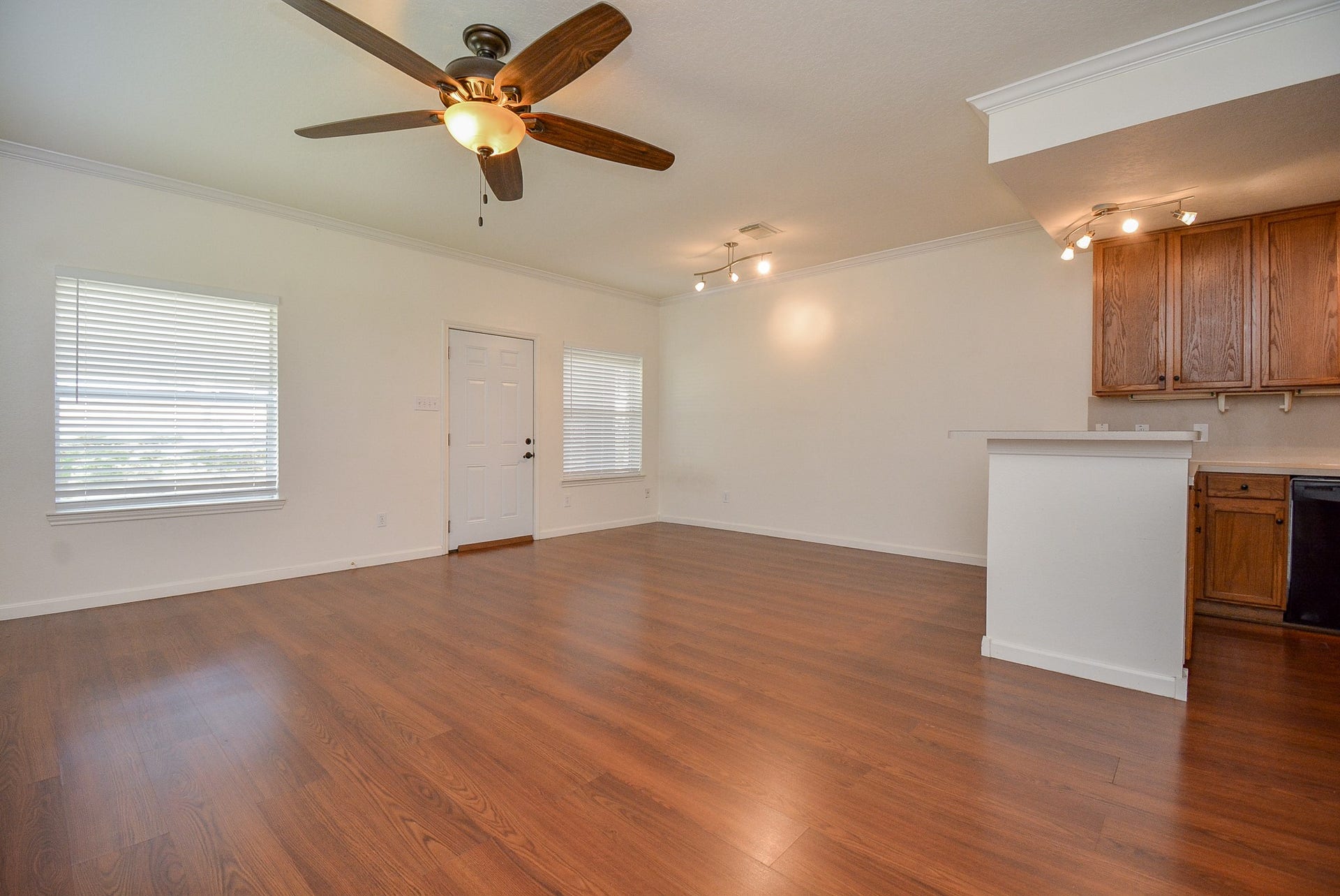 3814 Shire Valley Drive, Missouri City, TX 77459 3814 Shire Valley Drive, Missouri City, TX 77459
