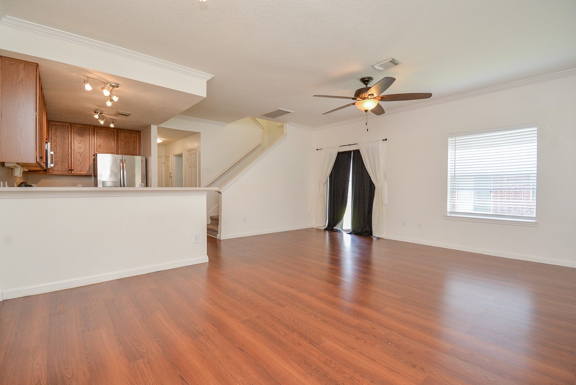 3814 Shire Valley Drive, Missouri City, TX 77459 3814 Shire Valley Drive, Missouri City, TX 77459