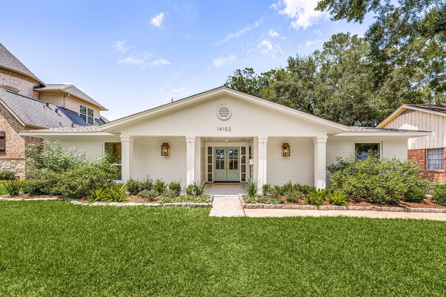 Property photo for 14102 Woodthorpe Lane, Houston, TX