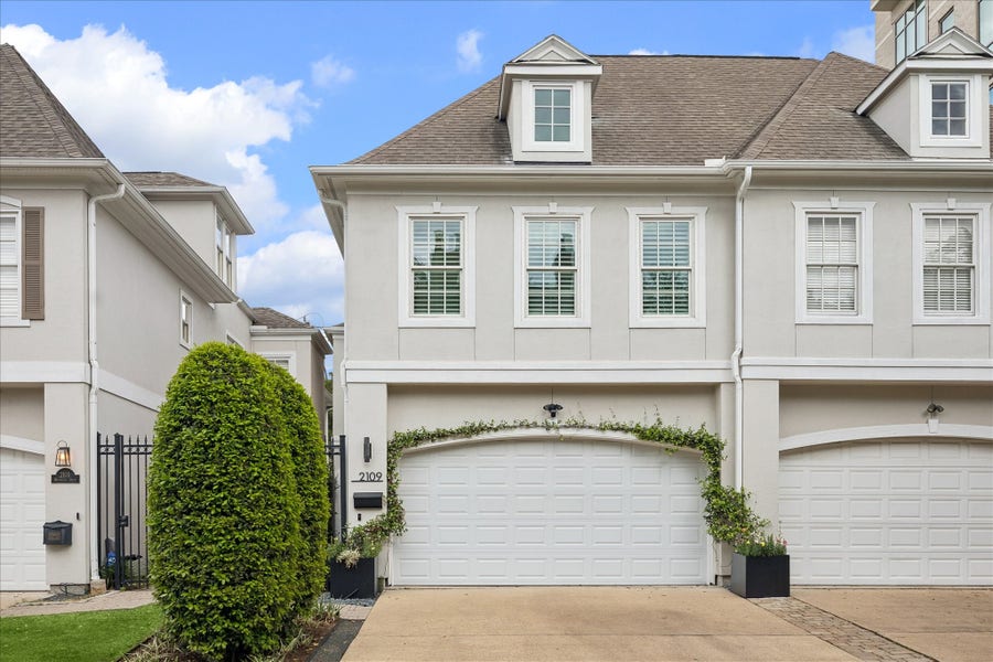 Property photo for 2109 Briarglen Drive, Houston, TX