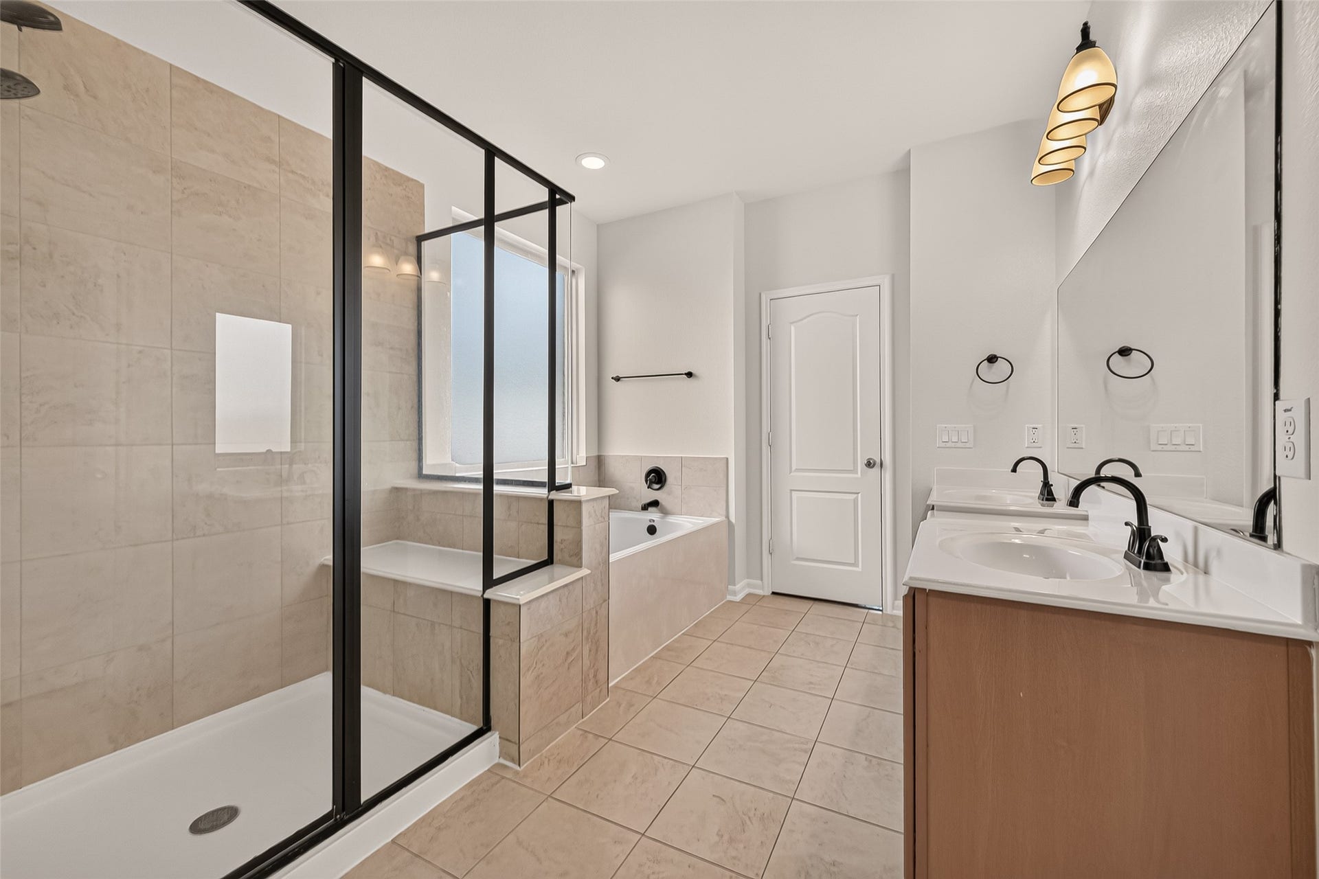 1011 Worth Creek Lane, Katy, TX 77494 Seperate tub and shower combo makes this a spa retreat